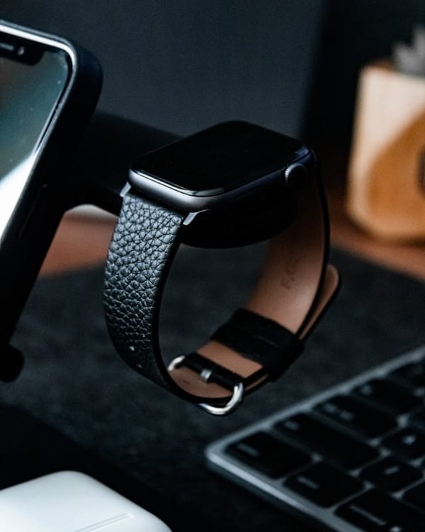 What Are the Most Fashion-Forward Smartwatch Bands for the Tech-Savvy Executive?